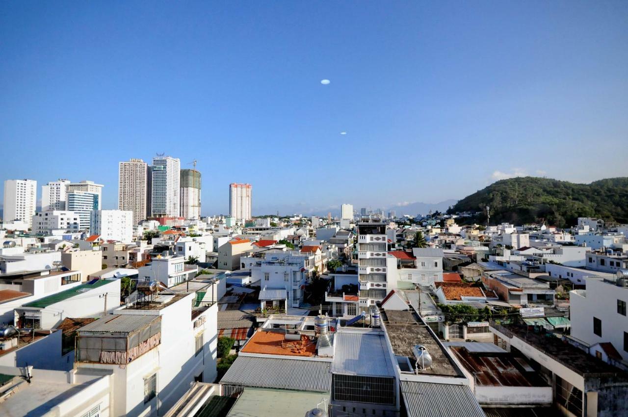 Mega Light Hotel Nha Trang Eksteriør bilde